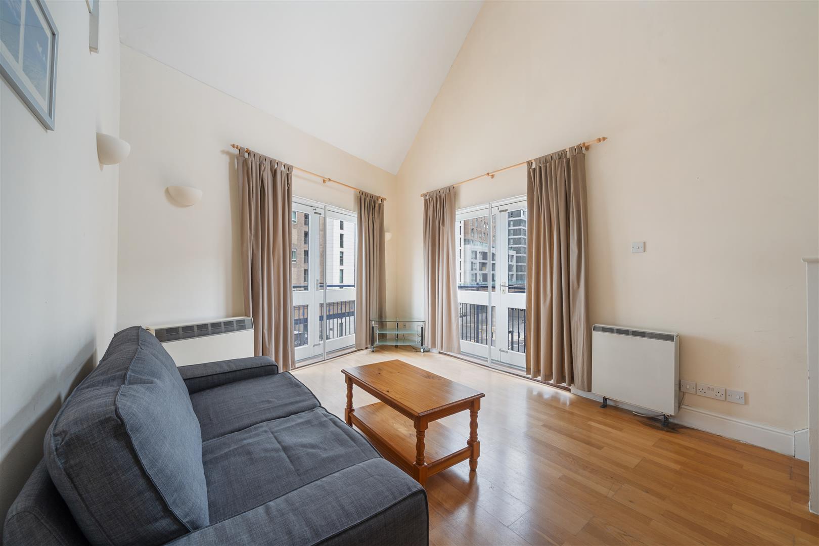 Peninsula Court, Canary Wharf